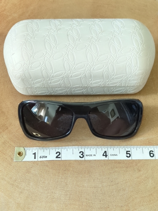 Oakley Other - Oakley NO SCRATCHES Black Polarized Sunglasses - Classic Rectangle